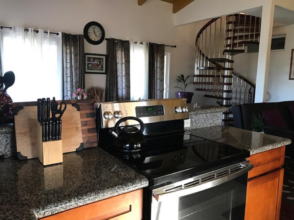 Coconut Palms Vacation Rental Near Lava Fields And Beaches Kehena Exterior photo